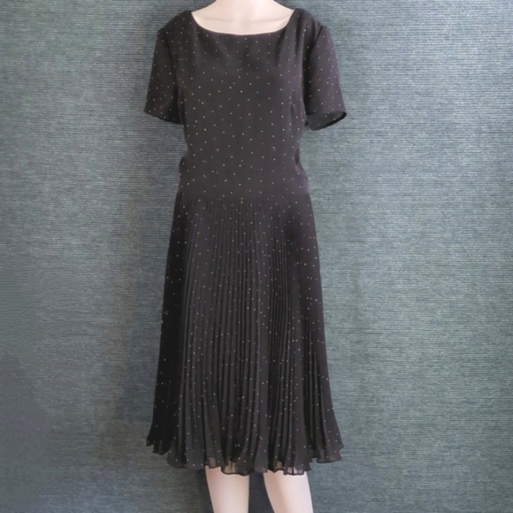 Kay Unger Dresses & Skirts - Kay Unger New York Pleated Polka Dot Dress Vintage 80's